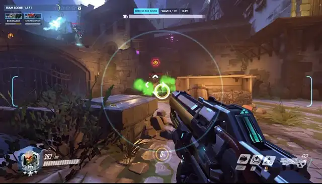 Roadhog boss behavior: burning AOE pressure